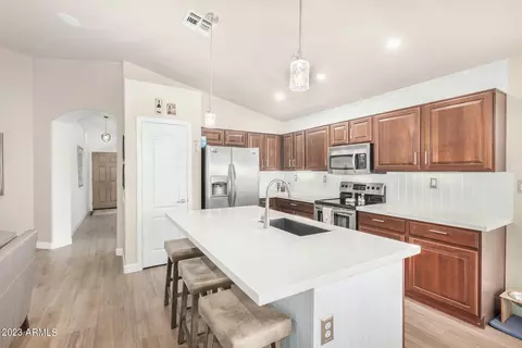 26230 N Hackberry Dr, Phoenix, AZ 85083 photo 4