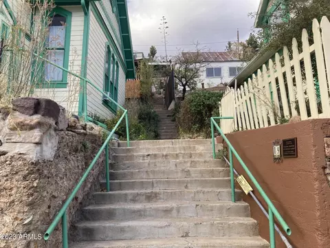 19 Clawson Ave #B, Bisbee, AZ 85603 photo 3