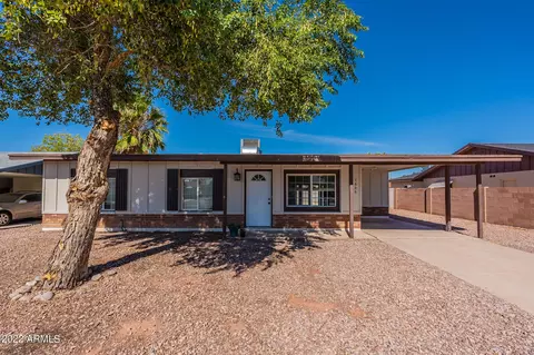 1666 E Bishop Dr, Tempe, AZ 85282 photo 5