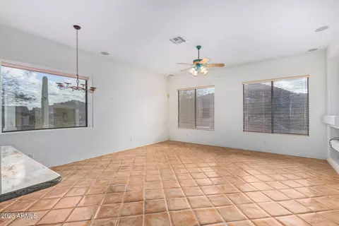 25 E Tanglewood Trl, Phoenix, AZ 85085 photo 9