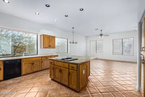 25 E Tanglewood Trl, Phoenix, AZ 85085 photo 15