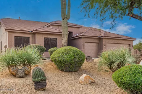 25 E Tanglewood Trl, Phoenix, AZ 85085 photo 4
