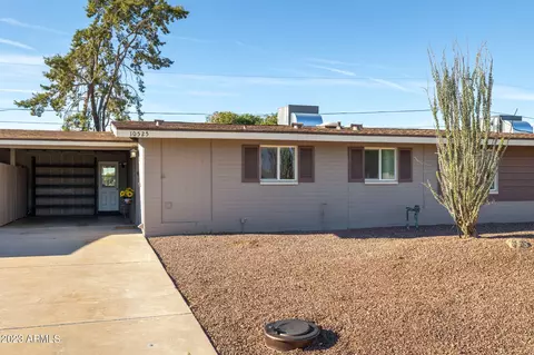 10525 W Oakmont Dr, Sun City, AZ 85351