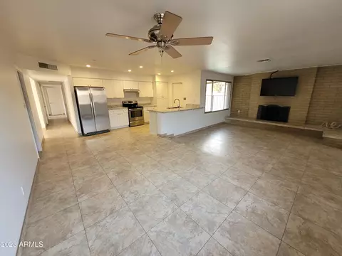 1604 El Parque Dr, Tempe, AZ 85282 photo 9