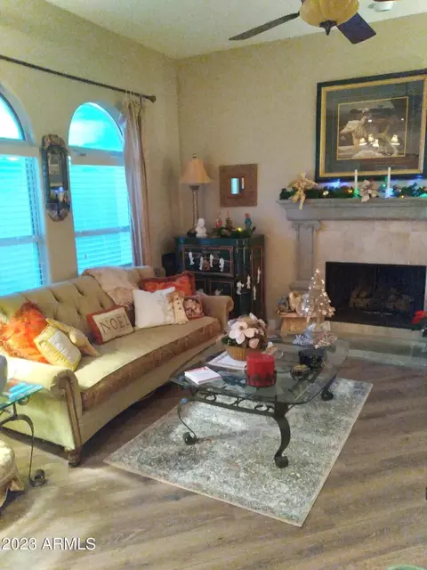 5015 E Cheyenne Dr #4, Phoenix, AZ 85044 photo 3