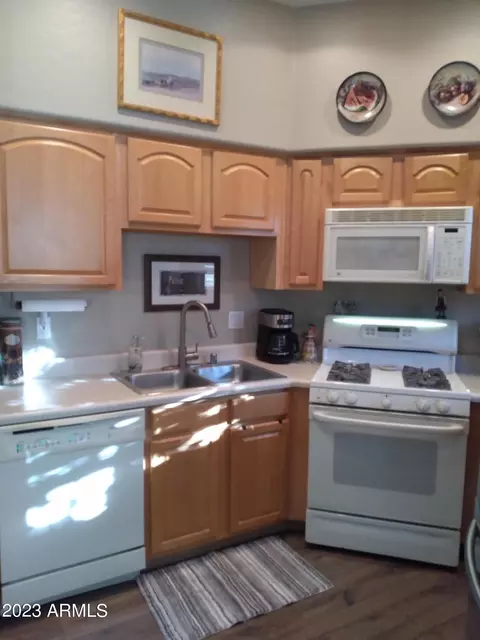 5015 E Cheyenne Dr #4, Phoenix, AZ 85044 photo 6