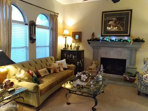 5015 E Cheyenne Dr #4, Phoenix, AZ 85044