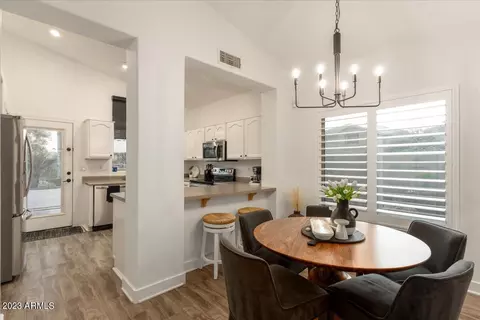 4053 W Hackamore Dr, Phoenix, AZ 85083 photo 9
