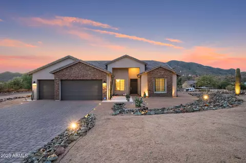 43508 N 3rd Ave, New River, AZ 85087