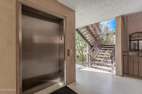 5104 N 32nd St #229, Phoenix, AZ 85018