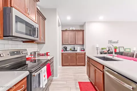 3761 E Welton Ln, Gilbert, AZ 85295 photo 11