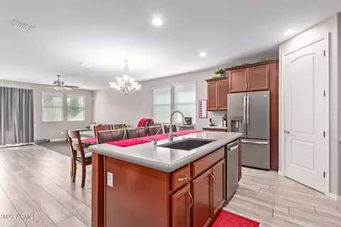 3761 E Welton Ln, Gilbert, AZ 85295 photo 6
