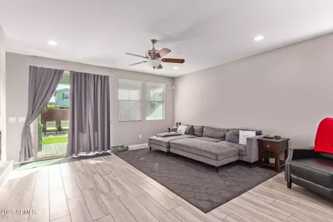 3761 E Welton Ln, Gilbert, AZ 85295 photo 4