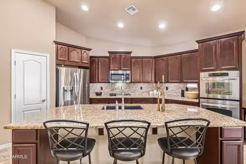 10007 S 6th Pl, Phoenix, AZ 85042 photo 4