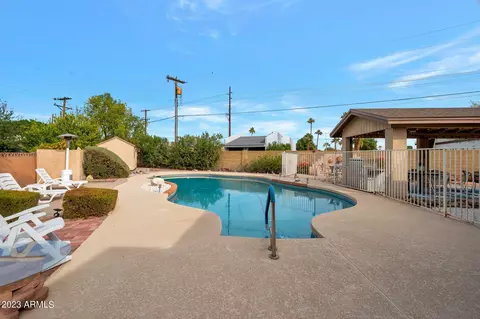 802 E Campus Dr, Tempe, AZ 85282 photo 18