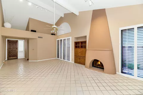10086 E Ironwood Dr, Scottsdale, AZ 85258