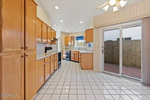 15823 N 5th Dr, Phoenix, AZ 85023 photo 9