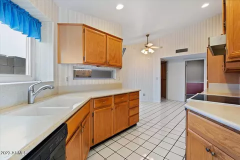 15823 N 5th Dr, Phoenix, AZ 85023 photo 12