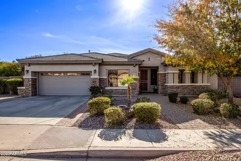 587 E Benrich Dr, Gilbert, AZ 85295 photo 2
