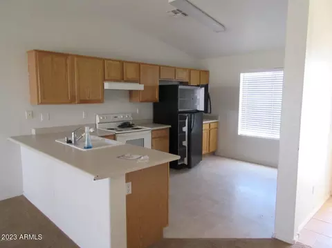 602 S 9th St, Buckeye, AZ 85326 photo 2