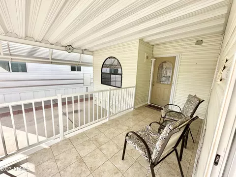 164 S Limestone Dr, Apache Junction, AZ 85119 photo 8