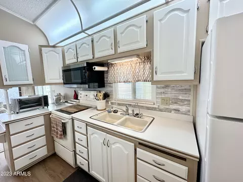 164 S Limestone Dr, Apache Junction, AZ 85119 photo 27