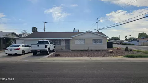 3055 W Corrine Dr, Phoenix, AZ 85029