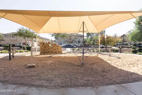 853 S Pheasant Dr, Gilbert, AZ 85296 photo 28