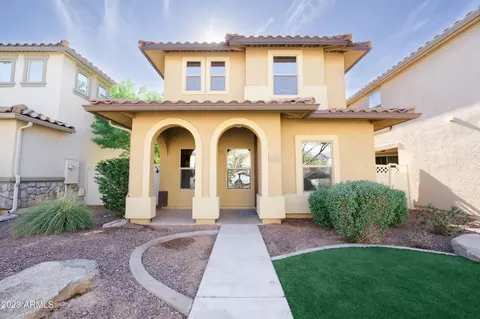 853 S Pheasant Dr, Gilbert, AZ 85296
