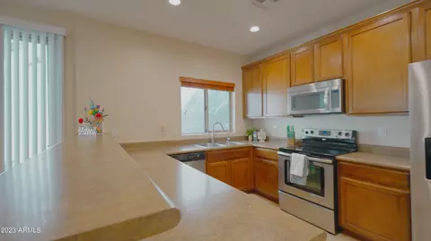 853 S Pheasant Dr, Gilbert, AZ 85296 photo 7