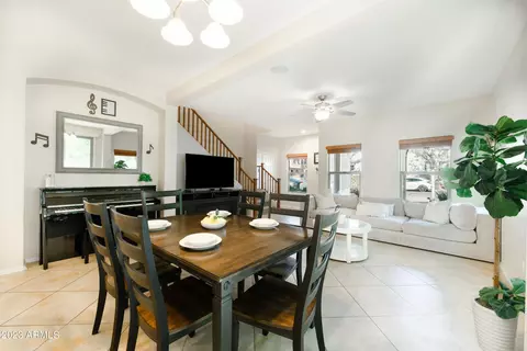 853 S Pheasant Dr, Gilbert, AZ 85296 photo 5