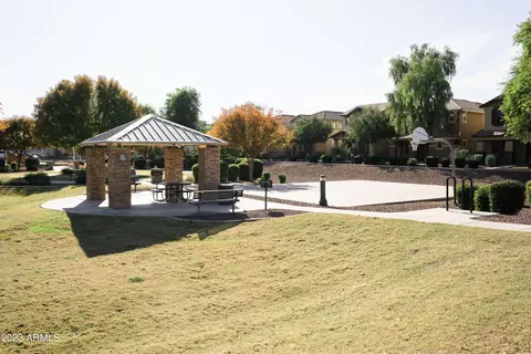 853 S Pheasant Dr, Gilbert, AZ 85296 photo 26