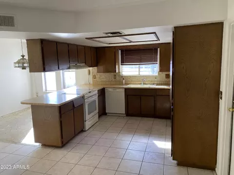 2140 Encanto St, Mesa, AZ 85213 photo 6