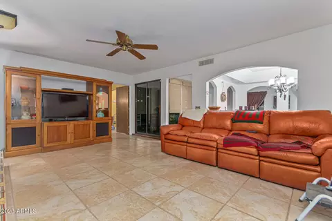 13627 E Shannon St, Gilbert, AZ 85295 photo 9