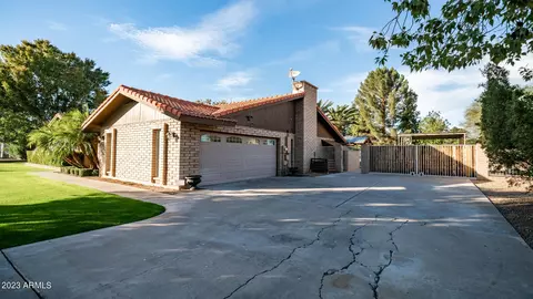 642 E Houston Ave, Gilbert, AZ 85234 photo 8
