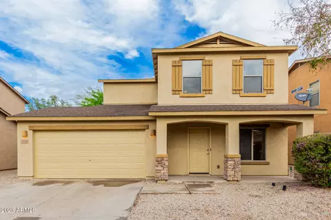 2452 E Meadow Creek Way, San Tan Valley, AZ 85140