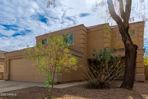 11821 W Mauna Loa Ln, El Mirage, AZ 85335