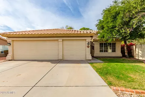 4617 E Gold Poppy Way, Phoenix, AZ 85044