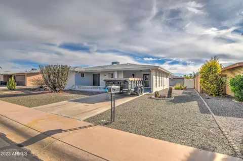 6417 E Dallas St, Mesa, AZ 85205 photo 2