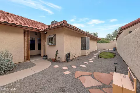 5213 E Half Moon Dr, Phoenix, AZ 85044 photo 22