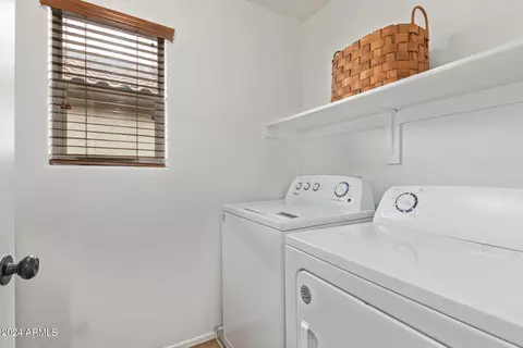 6804 S 8th Dr, Phoenix, AZ 85041 photo 19
