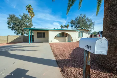 4505 W Sunnyslope Ln W, Glendale, AZ 85302