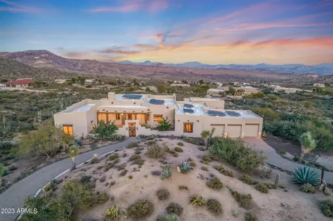 42807 N Old Mine Rd, Cave Creek, AZ 85331