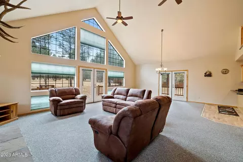 2972 Rim Cir, Overgaard, AZ 85933 photo 6