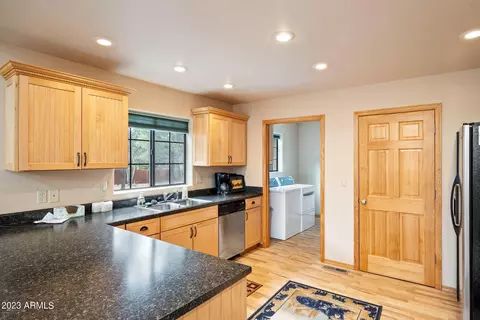 2972 Rim Cir, Overgaard, AZ 85933 photo 10