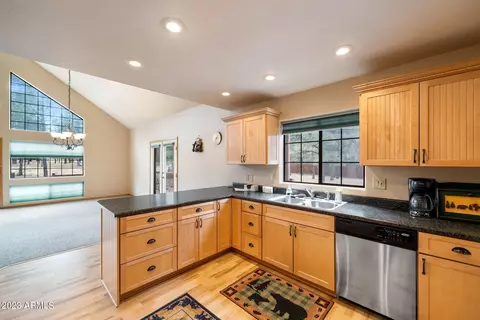 2972 Rim Cir, Overgaard, AZ 85933 photo 12