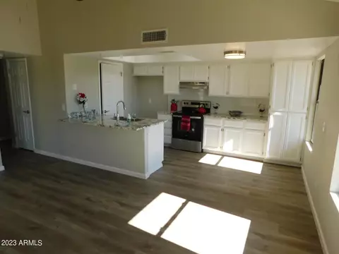 820 E Morningside Dr, Phoenix, AZ 85022 photo 4