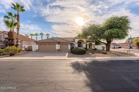 637 W Jasper Dr, Gilbert, AZ 85233