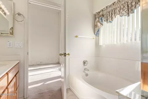 2289 E Willow Wick Rd, Gilbert, AZ 85296 photo 14