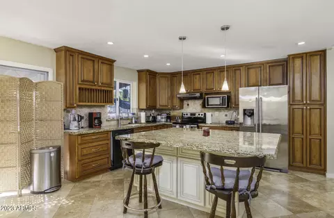 2104 S Bonarden Ln, Tempe, AZ 85282